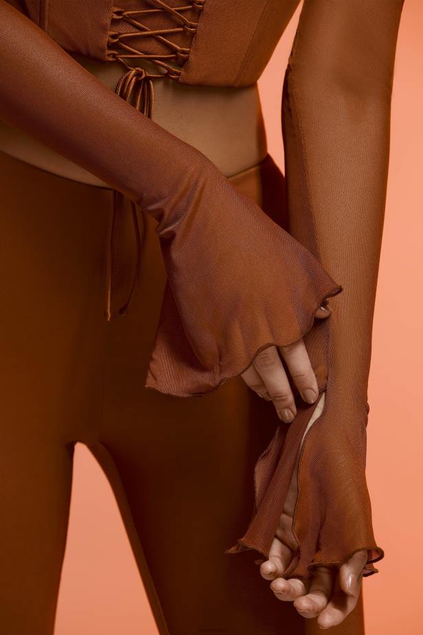 Oh Polly Minu Long Sleeve Cold Shoulder Crop Top N80H634 Brown